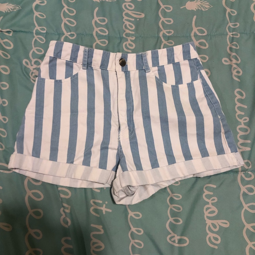 Blue and white striped Shorts